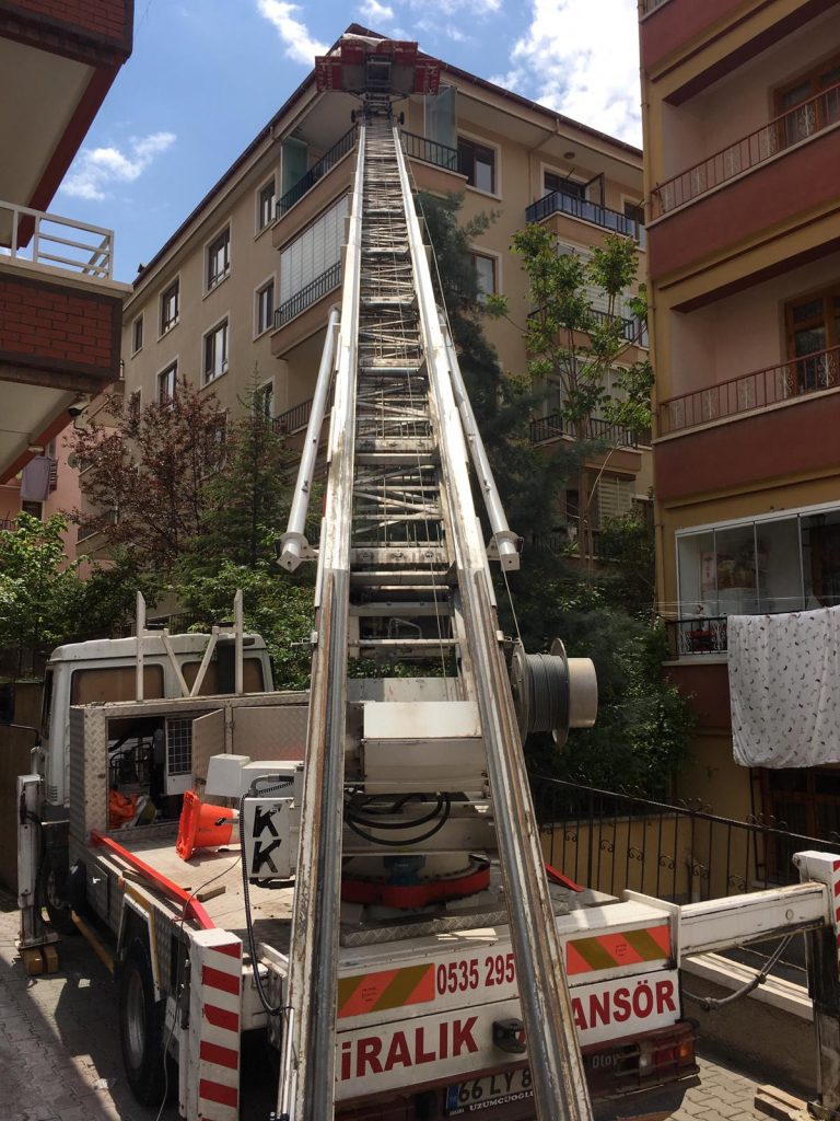 Kızıltepe Aktaş Nakliyat Vinçli Taşıma - Kızıltepe Zorlu Nakliyat Çözümleri Kızıltepe Yüksek Kat Taşıma